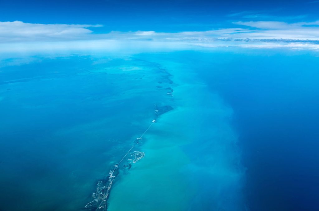 What Make the drive so special. The beautiful turquoise water in the Florida Keys that surrounds the Islands makes the drive so much fun! FloridaKeysVillas.com