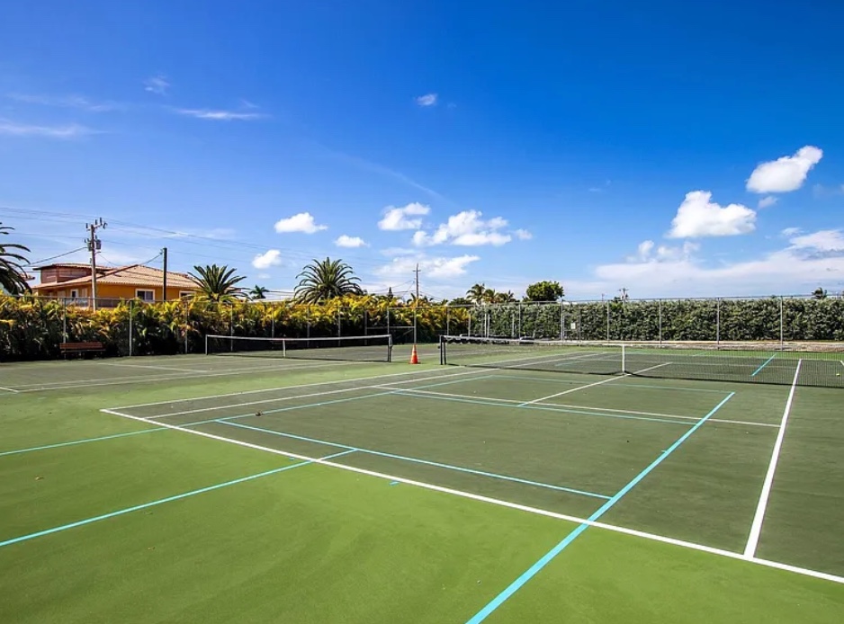 Key Colony Beach Tennis and Pickleball Courts. FloridaKeysVillas.com