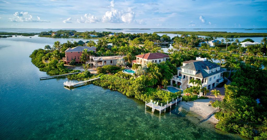 Vacation rentals Marathon Fl - Luxury Florida Keys Vacation Rentals for families, groups & beach lovers at FloridaKeysVillas.com