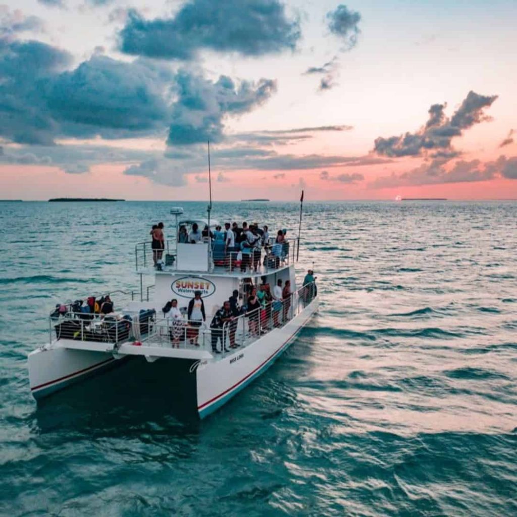 Snorkeling Tour Boats near Key West Florida. FloridaKeysVillas.com